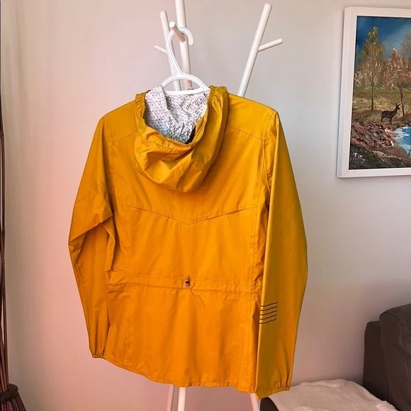 Salomon Women’s Yellow Jacket - Picture 2 of 5